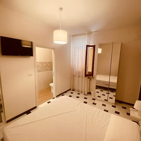 Pollutrendy Alojamento de Acomodação e Pequeno-almoço 3*