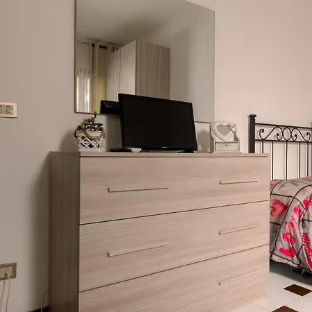 فندق مبيت وإفطار Pollutrendy 3*